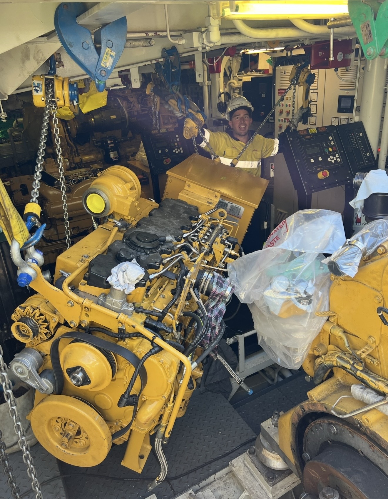 CAT diesel engine servicing